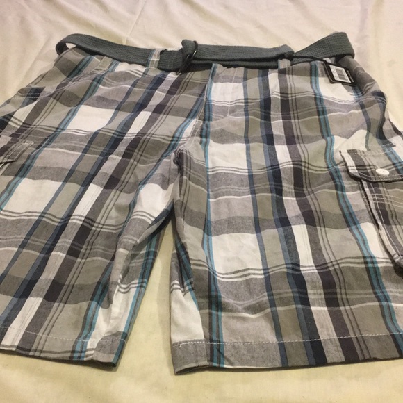 Airwalk Other - Airwalk Men’s Blue & Gray Plaid Shorts NEW Size 34